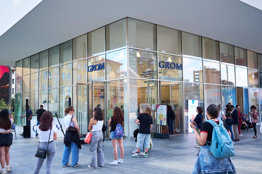 Grom · Gae Aulenti — Foto 1